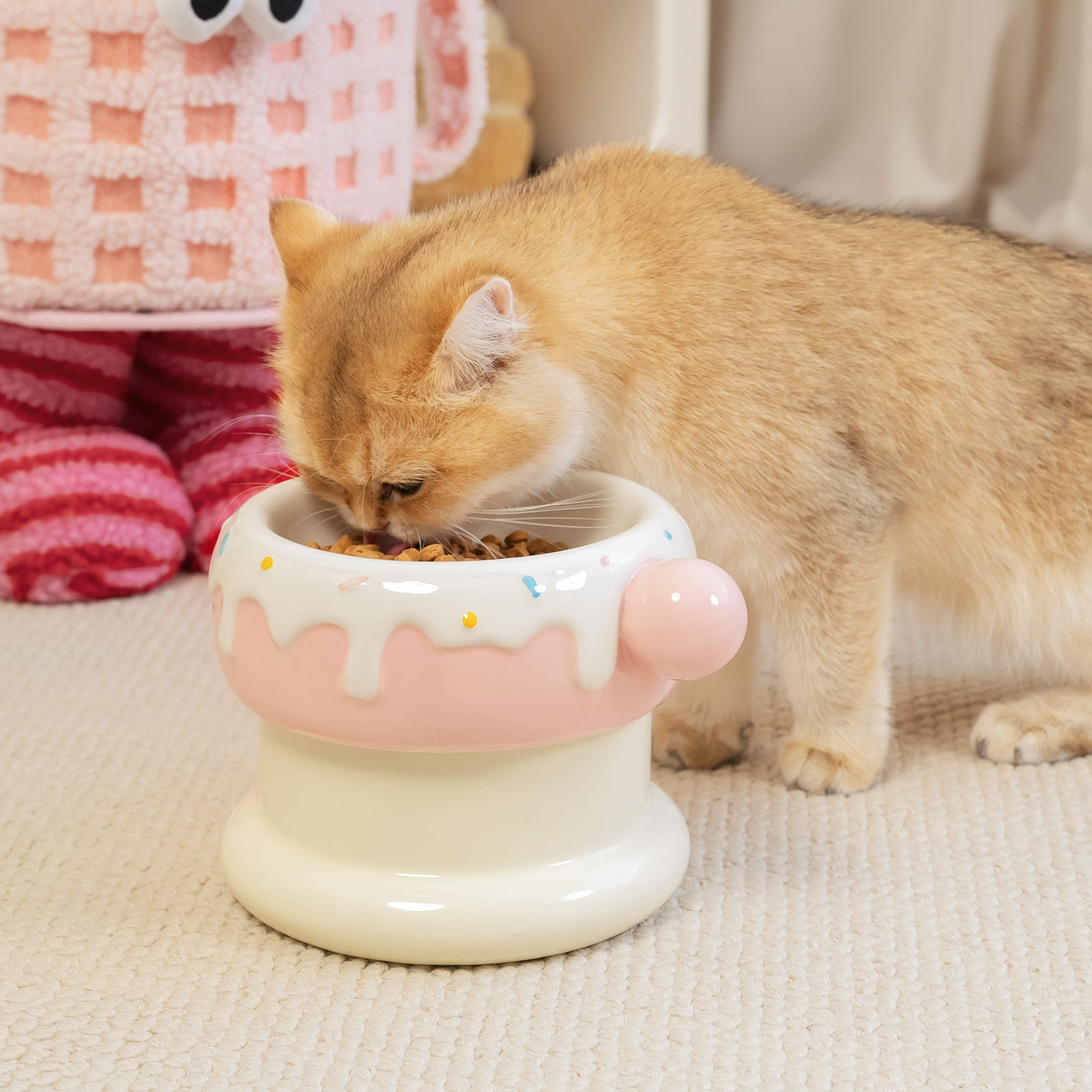 27oz Donut Style Cat Bowl Set — official product photograph